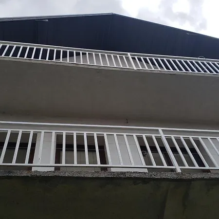 Apartamento Prenociste 3 Sobe